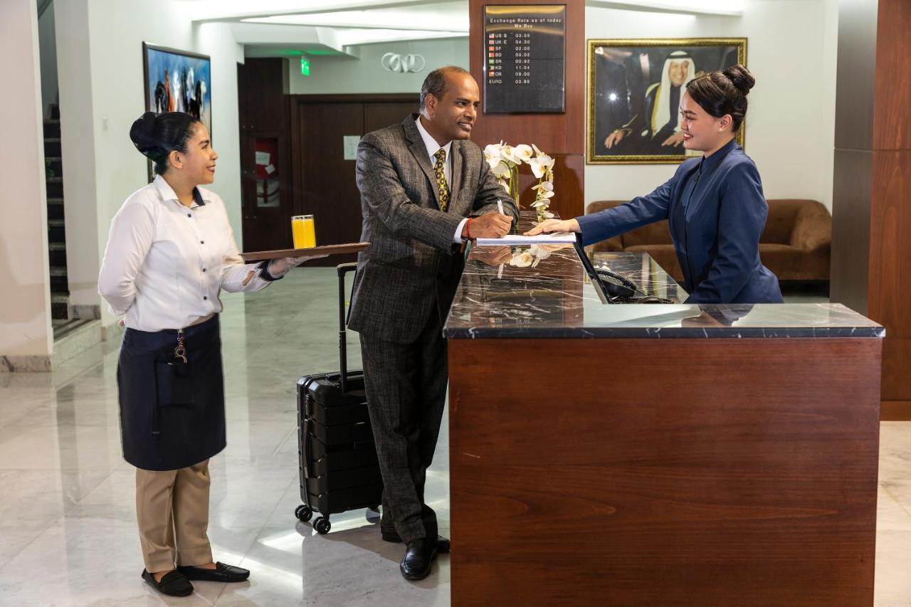 Nova Park Hotel Sharjah Ngoại thất bức ảnh
