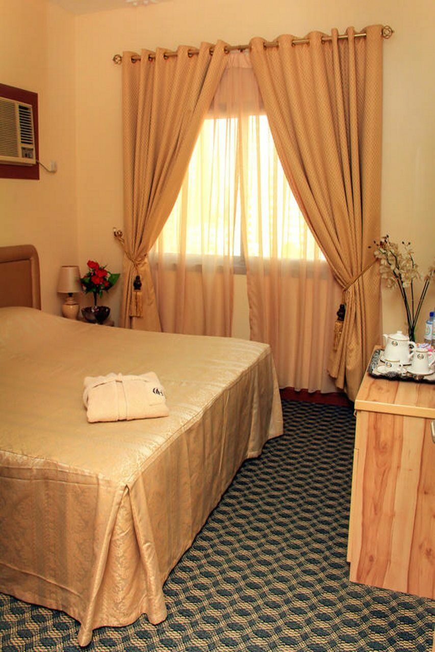 Nova Park Hotel Sharjah Ngoại thất bức ảnh