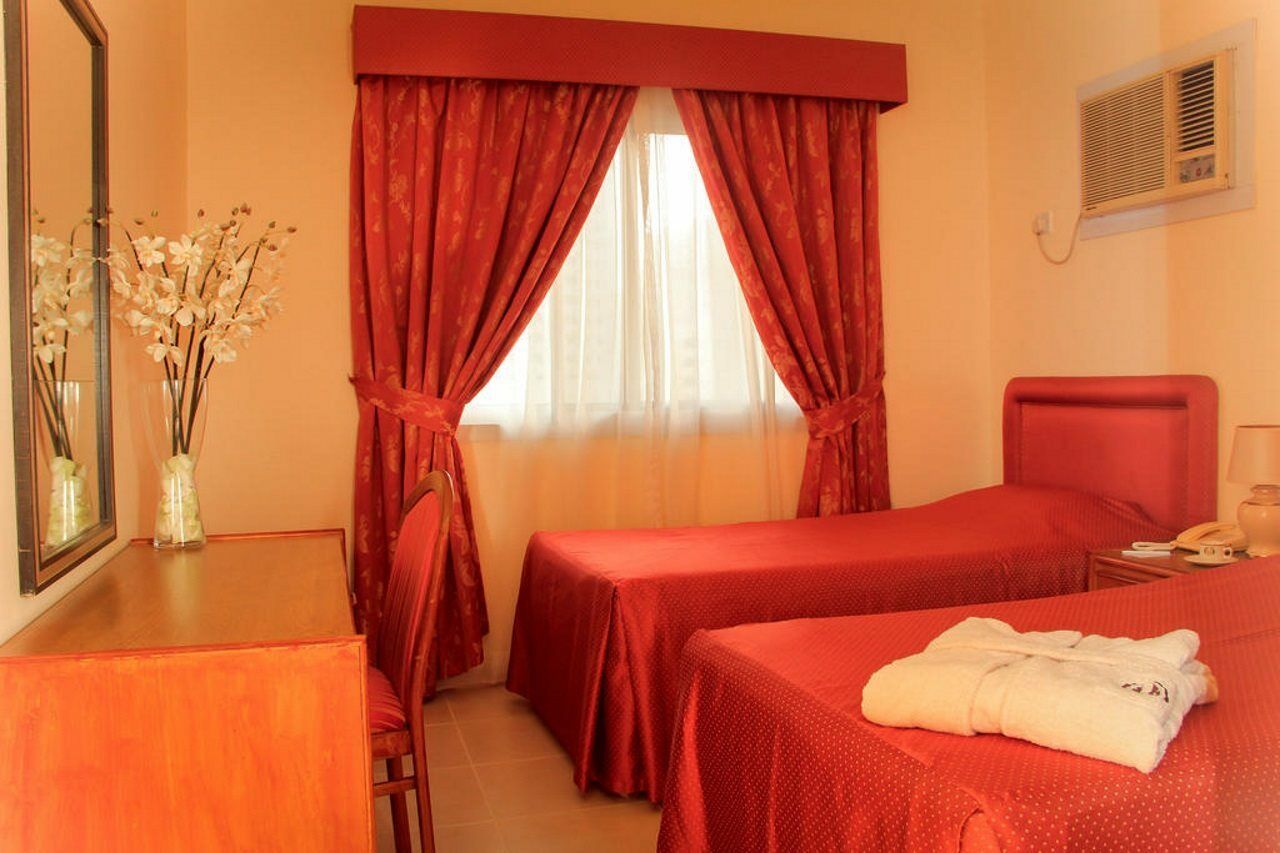 Nova Park Hotel Sharjah Ngoại thất bức ảnh